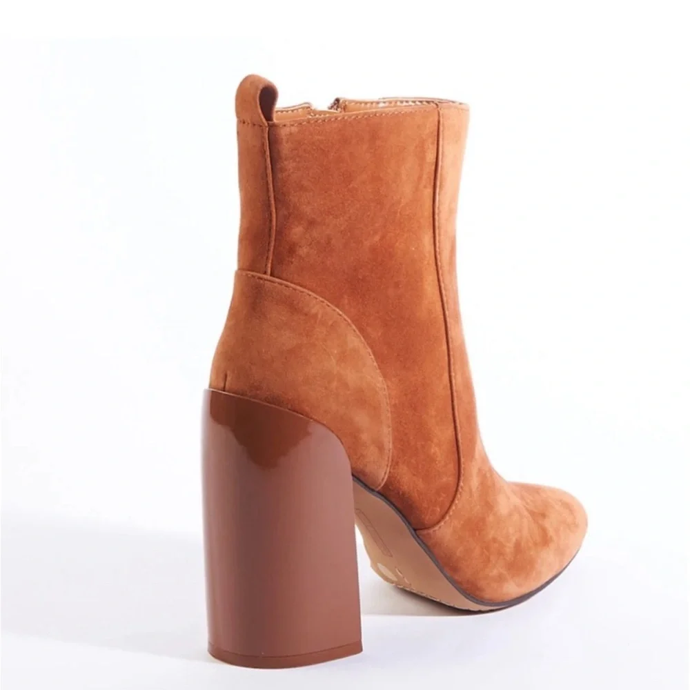 New! Vince Camuto‎ Enverna Suede Leather Block Heel Bootie Sz 7 $160